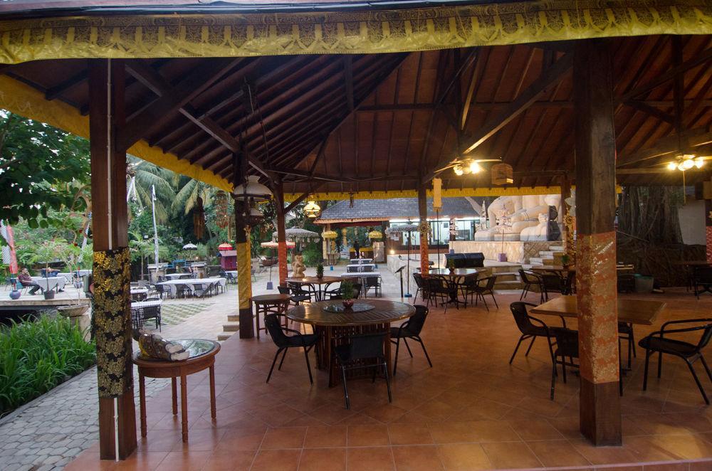 Hotel Grand Hap Solo Esterno foto