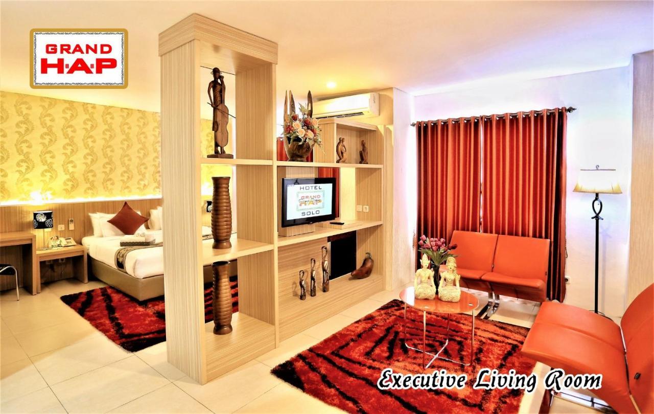 Hotel Grand Hap Solo Esterno foto