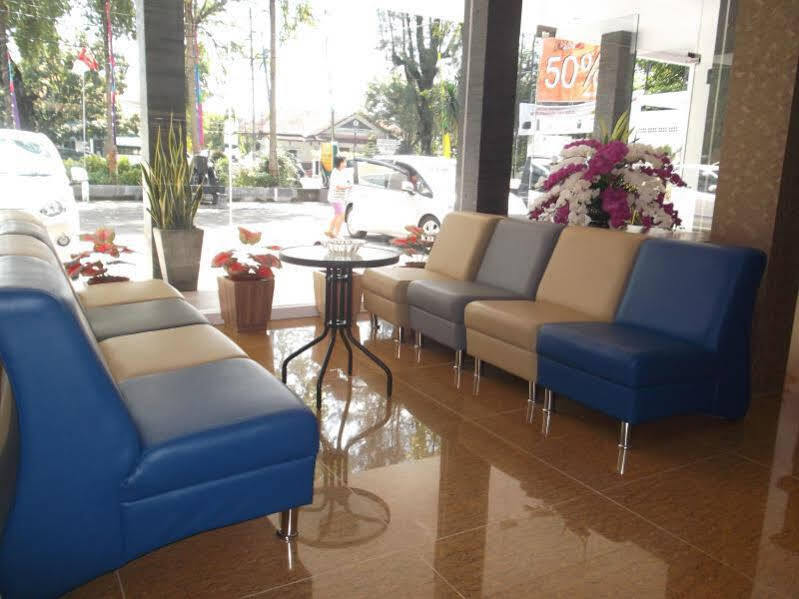 Hotel Grand Hap Solo Esterno foto