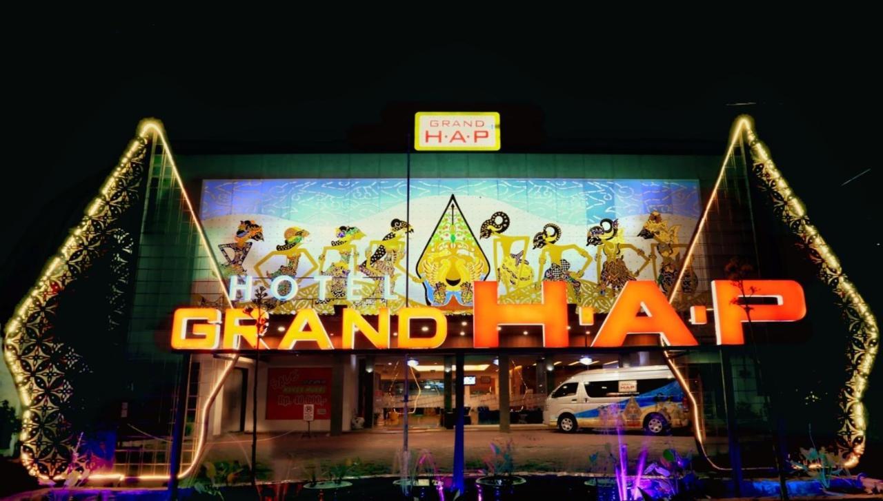 Hotel Grand Hap Solo Esterno foto